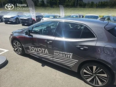 TOYOTA Corolla 1.8 140ch Design MY25 occasion 2025 - Photo 2