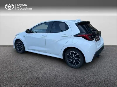 TOYOTA Yaris 116h Design 5p MY22 occasion 2021 - Photo 2