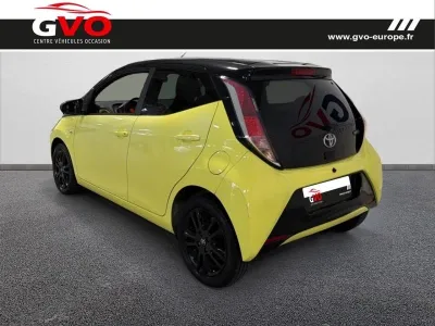 TOYOTA Aygo 1.0 VVT-i 69ch x-play 5p occasion 2017 - Photo 2