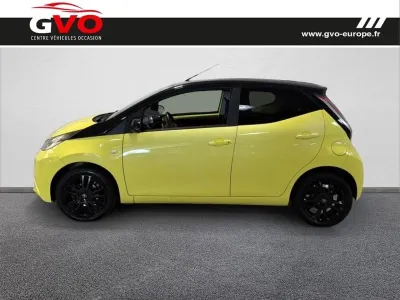 TOYOTA Aygo 1.0 VVT-i 69ch x-play 5p occasion 2017 - Photo 3