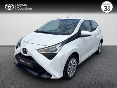 TOYOTA Aygo 1.0 VVT-i 72ch x-play 5p occasion 2019 - Photo 1