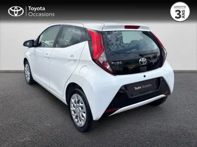TOYOTA Aygo 1.0 VVT-i 72ch x-play 5p occasion 2019 - Photo 2