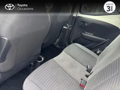 TOYOTA Aygo 1.0 VVT-i 72ch x-play 5p occasion 2019 - Photo 4