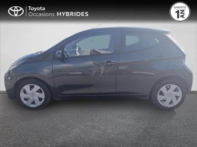 TOYOTA Aygo 1.0 VVT-i 69ch x-play x-shift 5p occasion 2016 - Photo 3