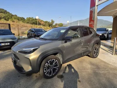 TOYOTA Yaris Cross 130h Collection AWD-i MC24 occasion 2024 - Photo 4
