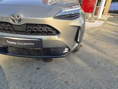 TOYOTA Yaris Cross 130h Collection AWD-i MC24 occasion 2024 - Photo 2