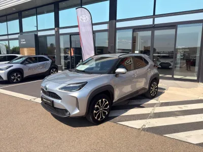TOYOTA Yaris Cross 116h Design AWD-i MY22 occasion 2023 - Photo 2