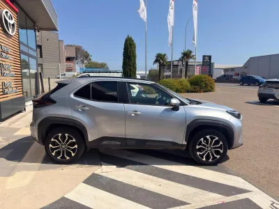TOYOTA Yaris Cross 116h Design AWD-i MY22 occasion 2023 - Photo 4