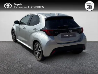 TOYOTA Yaris 116h Design 5p MY22 occasion 2023 - Photo 2