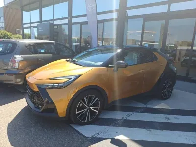 TOYOTA C-HR 2.0 Hybride 200ch Collection Premiere NG23 occasion 2024 - Photo 3