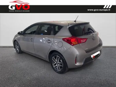 TOYOTA Auris HSD 136h Dynamic occasion 2015 - Photo 2