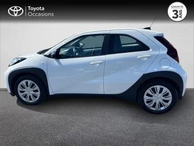 TOYOTA Aygo X 1.0 VVT-i 72ch Dynamic occasion 2023 - Photo 3