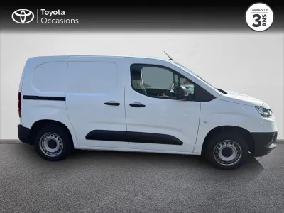 TOYOTA PROACE CITY Medium 100 D-4D Active RC21 occasion 2021 - Photo 4