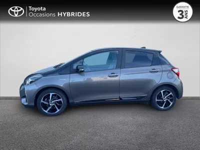 TOYOTA Yaris 100h Collection 5p RC19 occasion 2020 - Photo 3