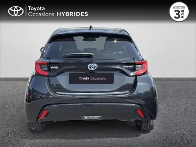TOYOTA Yaris 116h Iconic 5p Toit Panoramique occasion 2023 - Photo 4