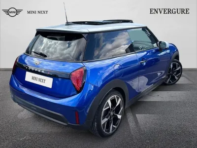 MINI Cooper 3 Portes S 204ch Favoured DKG7 occasion 2024 - Photo 2