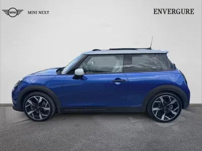 MINI Cooper 3 Portes S 204ch Favoured DKG7 occasion 2024 - Photo 3