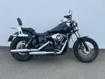 HARLEY-DAVIDSON Dyna Street Bob 1690 Noir occasion 2015 - Photo 1