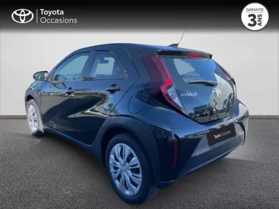 TOYOTA Aygo X 1.0 VVT-i 72ch Dynamic occasion 2023 - Photo 2
