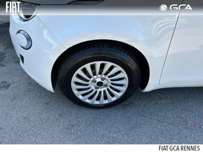FIAT 500 e 95ch (RED) 2.0 MY23 occasion 2023 - Photo 4