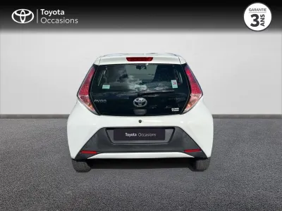 TOYOTA Aygo 1.0 VVT-i 72ch x-play 3p occasion 2018 - Photo 4