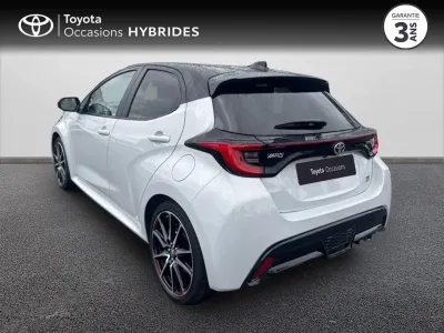 TOYOTA Yaris 116h GR Sport 5p MY22 occasion 2023 - Photo 2