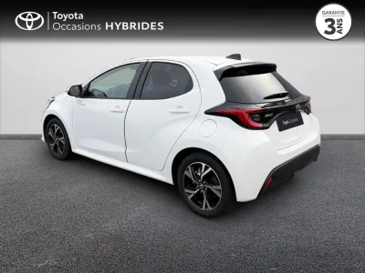 TOYOTA Yaris 116h Design 5p MY25 occasion 2026 - Photo 2