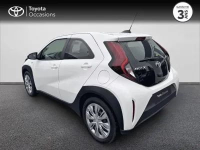 TOYOTA Aygo X 1.0 VVT-i 72ch Dynamic MY23 occasion 2023 - Photo 2
