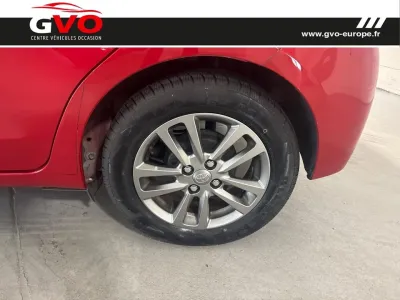 TOYOTA Yaris 100 VVT-i Dynamic 5p occasion 2016 - Photo 4