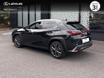 LEXUS UX 250h F SPORT Design 2WD occasion 2023 - Photo 2