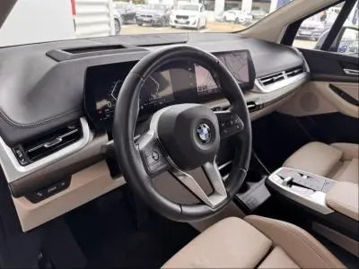 BMW Serie 2 ActiveTourer 218i 136ch Luxury DKG7 occasion 2022 - Photo 4