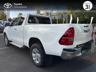 TOYOTA Hilux 2.4 D-4D 150ch X-Tra Cabine Légende 4WD RC19 occasion 2019 - Photo 2