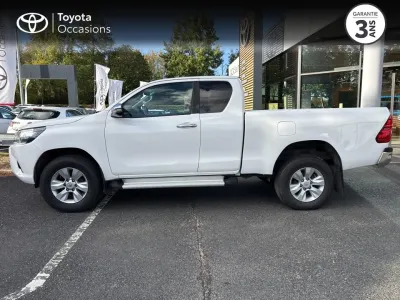 TOYOTA Hilux 2.4 D-4D 150ch X-Tra Cabine Légende 4WD RC19 occasion 2019 - Photo 3