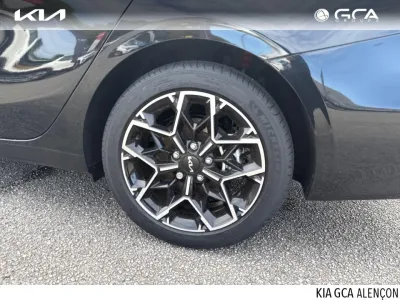 KIA Ceed 1.5 T-GDi 140ch GT-Line DCT7 MY25 occasion 2026 - Photo 4