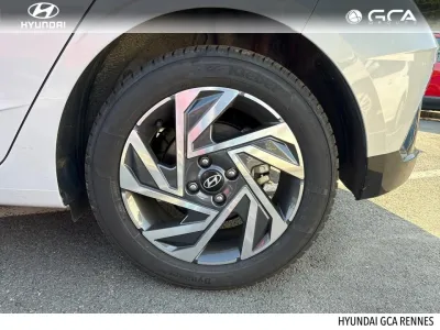 HYUNDAI i20 2-24 1.0 TGDI 100 INTUITIVE occasion 2025 - Photo 4