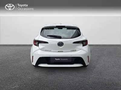 TOYOTA Corolla 1.8 140ch Dynamic Business MY23 occasion 2023 - Photo 4