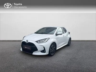 TOYOTA Yaris 116h Design Pack 5p MY22 occasion 2023 - Photo 1