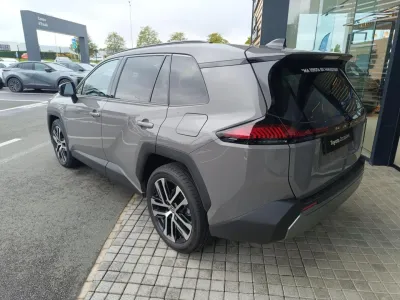 TOYOTA RAV4 2.5 Hybride Rechargeable 309ch Lounge AWD-i RC26 occasion 2026 - Photo 3