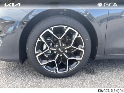 KIA Ceed 1.0 T-GDi 100ch BVM6 GT-Line MY25 occasion 2026 - Photo 4