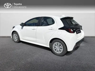 TOYOTA Yaris 116h Dynamic 5p MY22 occasion 2023 - Photo 2