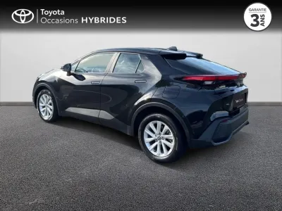 TOYOTA C-HR 1.8 Hybride 140ch Dynamic MY25 occasion 2025 - Photo 2