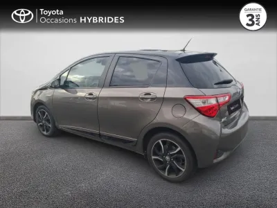 TOYOTA Yaris 100h Collection 5p occasion 2017 - Photo 2