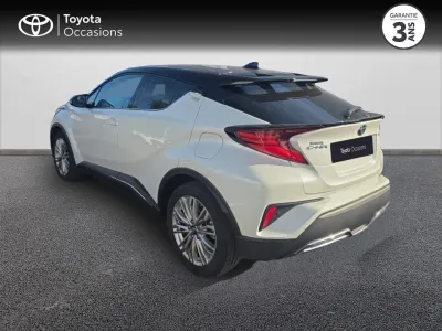 TOYOTA C-HR 184h Distinctive 2WD E-CVT MY22 occasion 2022 - Photo 2