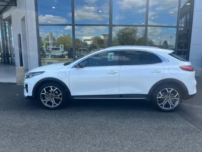 KIA XCeed 1.6 GDi 105ch + Plug-In 60.5ch Design DCT6 MY22 occasion 2022 - Photo 2