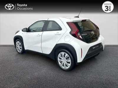 TOYOTA Aygo X 1.0 VVT-i 72ch Dynamic occasion 2023 - Photo 2