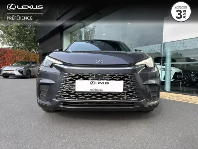 LEXUS LBX 1.5 136ch Business 2WD occasion 2024 - Photo 2