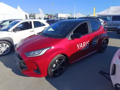 TOYOTA Yaris 130h Collection 5p MY26 occasion 2026 - Photo 1