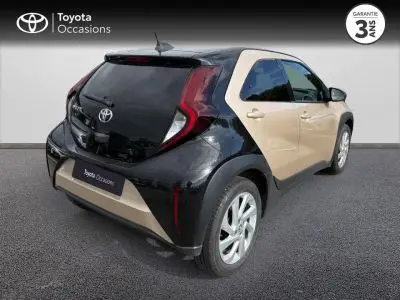 TOYOTA Aygo X 1.0 VVT-i 72ch Design occasion 2022 - Photo 2