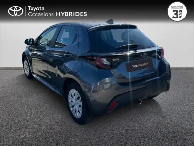 TOYOTA Yaris 120 VVT-i Dynamic Business 5p occasion 2024 - Photo 2