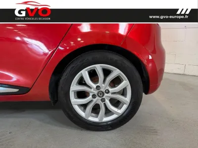 RENAULT Clio 0.9 TCe 90ch energy Intens 5p occasion 2018 - Photo 4